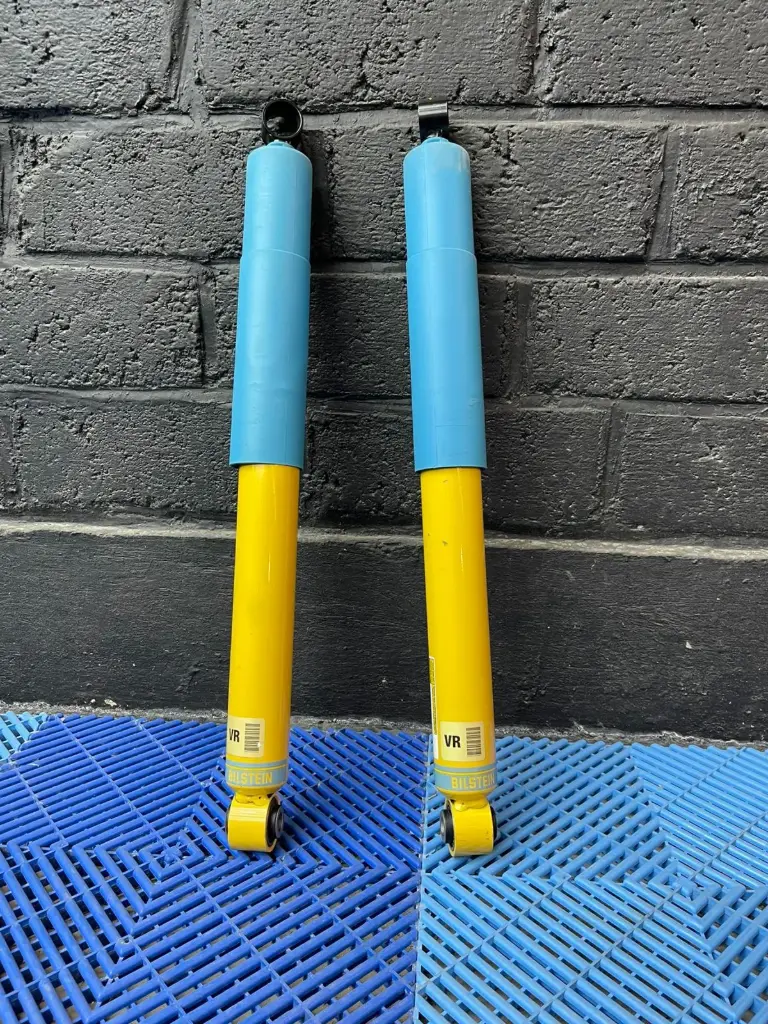[US-24-329750] PAR AMORTUGUADORES TRASEROS B6 PARA FRONTIER D40 D41 BILSTEIN US-24-329750 SEMINUEVO